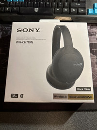 Sony Over ear wiresless Bluetooth headphones