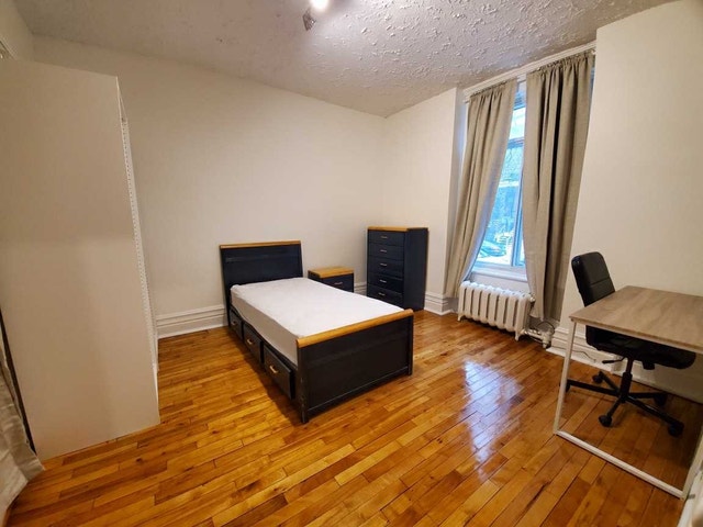 chambre meublée tout inclus all included room for rent — photo 1