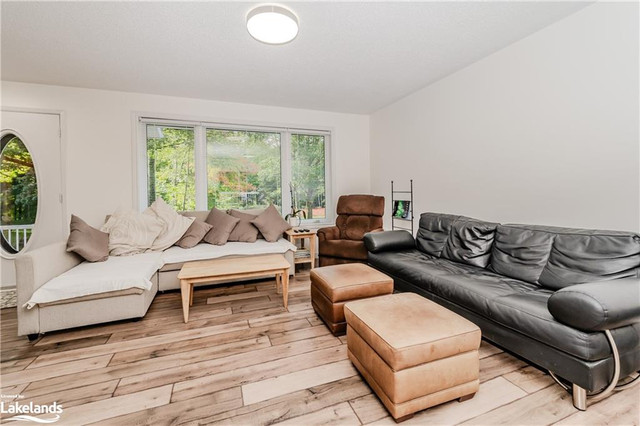 Muskoka: Year-Round Port Carling Residence. in Houses for Sale in Muskoka - Image 2