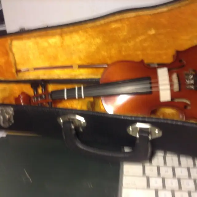 Nagoya Suzuki 1/8 Violin Signed Japan Highest Quality Student Ex in String in Vancouver - Image 6
