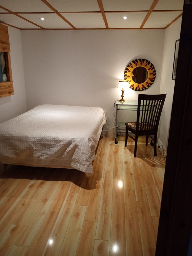 Chambre à louer à  Laval (ENTRÉE INDÉPENDANTE) — photo 1