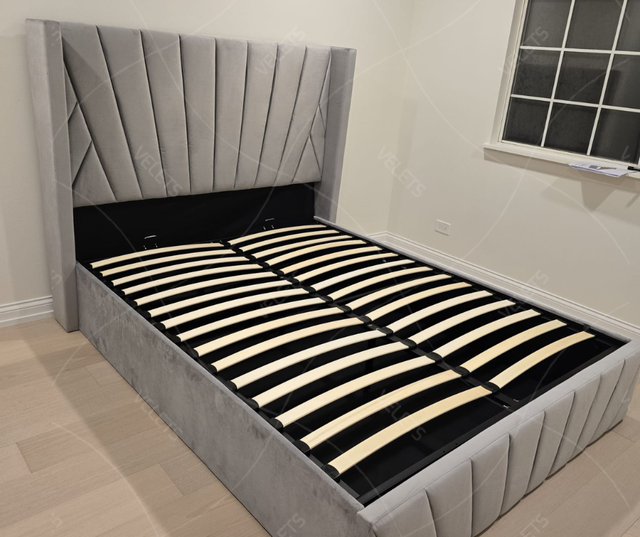 King Bed Frame with Hydraulic Lift Up Storage64520010481410121