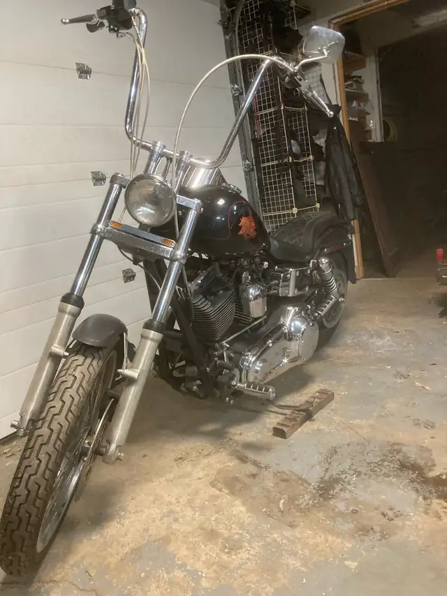 dyna wide glide  in Street, Cruisers & Choppers in Medicine Hat - Image 4