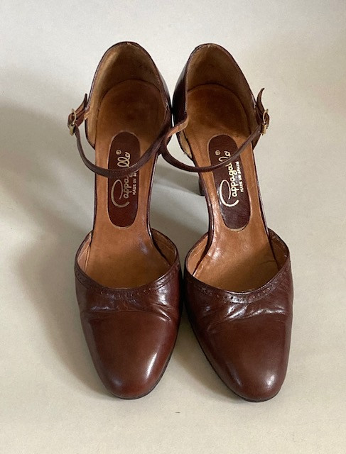 LADIES VINTAGE BROWN LEATHER PAPPAGALLO HIGH HEELS sz6M GOOD CND in Women's - Shoes in Stratford - Image 2