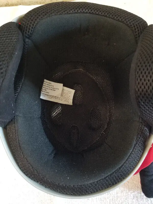 XX KRANKED Silver Helmet Small - Medium in Clothing, Shoes & Accessories in Kingston - Image 6