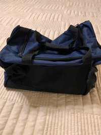 Trimark small travel/gym bag - navy- new
