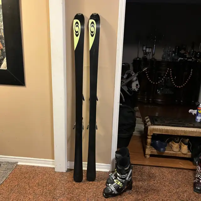 170 Salomon ski with boots  in Ski in Markham / York Region - Image 6