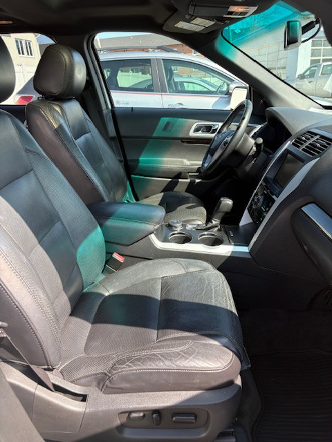 2012 Ford Explorer LTD in Cars & Trucks in Peterborough - Image 2