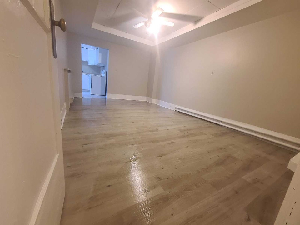 Trenton 2 bedroom ground floor unit $1599, All Inclusive 2