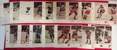 48 different 1971-72 Toronto Sun photo cards, View more