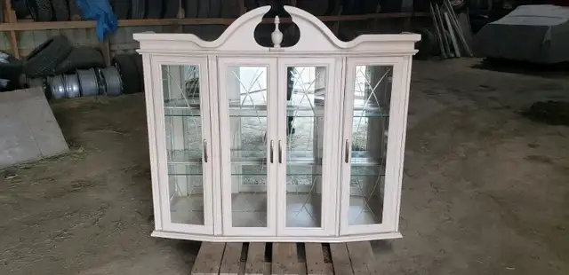 Vaisselier in Bookcases & Shelving Units in Drummondville - Image 2