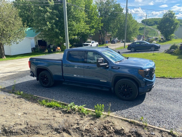 J’offre 2000$ cash transf location GM sierra 1500 élévation 2026 — photo 2