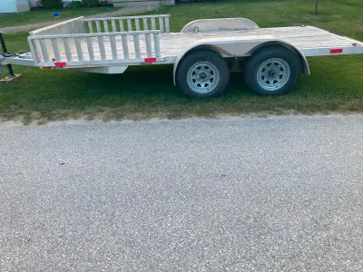 2019 aluminum utility trailer with breaks