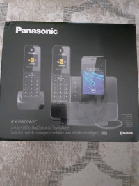 NEW Panasonic Link2Cell Bluetooth Phone 2 Handsets