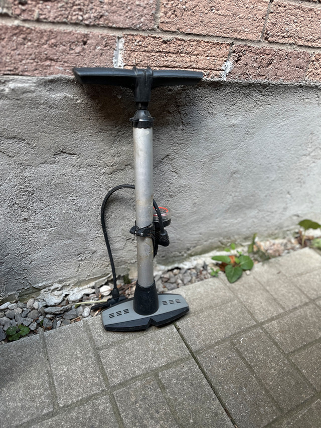 Bike Pump in Other in Mississauga / Peel Region