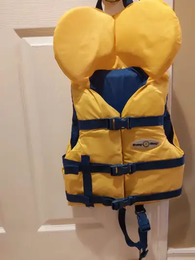 Bouy O Boy Life Vest good quality excellent condition good for swimming and all other water activiti...