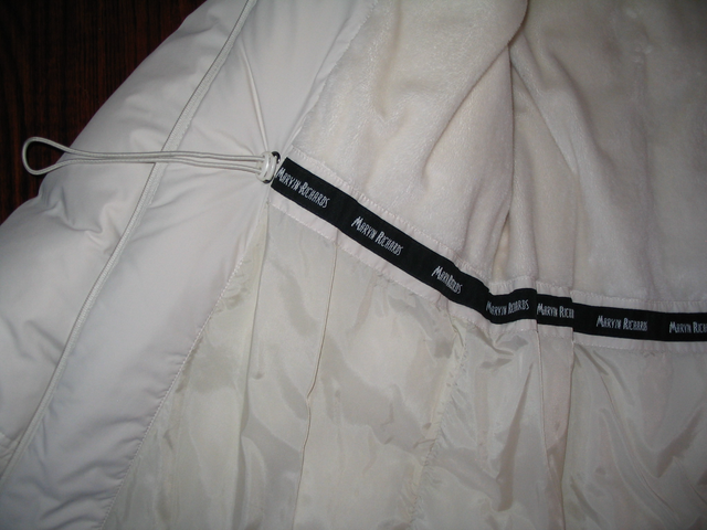 LADIES DOWN WINTER COAT WITH GENUINE FUR HOOD in Women's - Tops & Outerwear in Strathcona County - Image 8