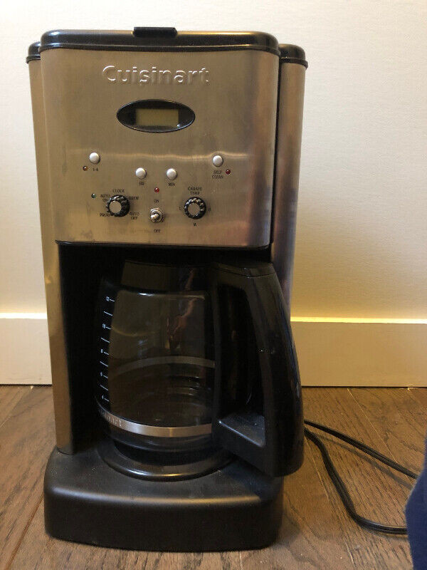 Cuisinart Brew Central 12 Cup Programmable Coffeemaker in Coffee Makers in Edmonton