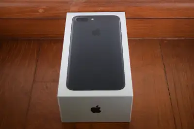 iPhone 7 Plus 32GB | Black | New Battery | w/o scratch or crack, View more