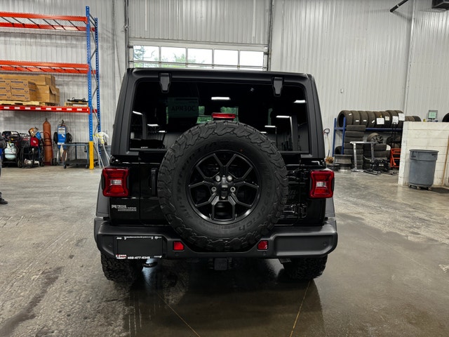 2024 Jeep Wrangler Willys 2 door lease takeover (727.51$tx inc) — photo 5