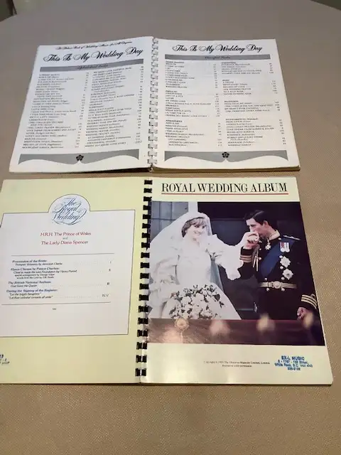 WEDDING AND LOVE SONG MUSIC BOOKS in Other in Delta/Surrey/Langley - Image 3