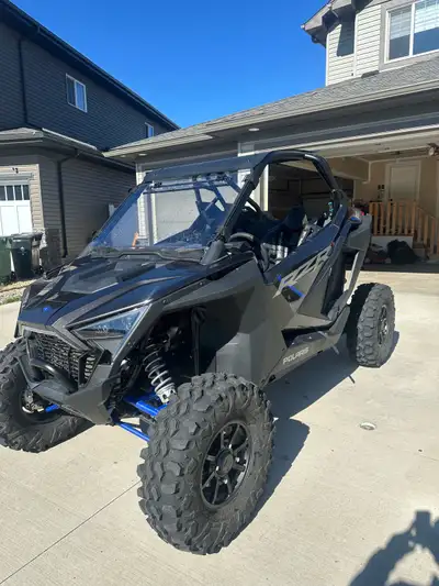 One owner, 2022 Polaris RZR XP Pro Ultimate. Fully loaded with Ride Command, Dynamix 2.0suspension,...