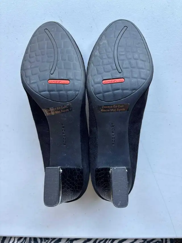 Rockport Heels Size 10 in Women's - Shoes in City of Toronto - Image 5