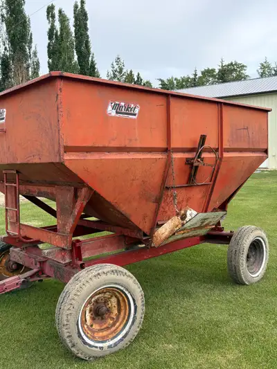 Smaller grain wagon. Good shape. $2200 403-843-381four SW of Sylvan lake