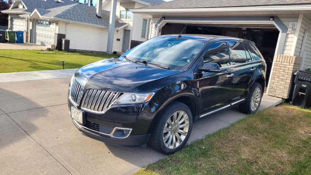 LINCOLN MKX // GREAT SHAPE in Cars & Trucks in Calgary