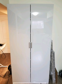 THIS IS FOR THE DOORS ONLY! 2 IKEA Fardal Doors. High Gloss Grey