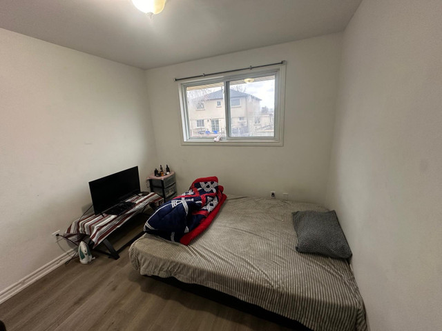 Room for rent in Long Term Rentals in Mississauga / Peel Region - Image 2