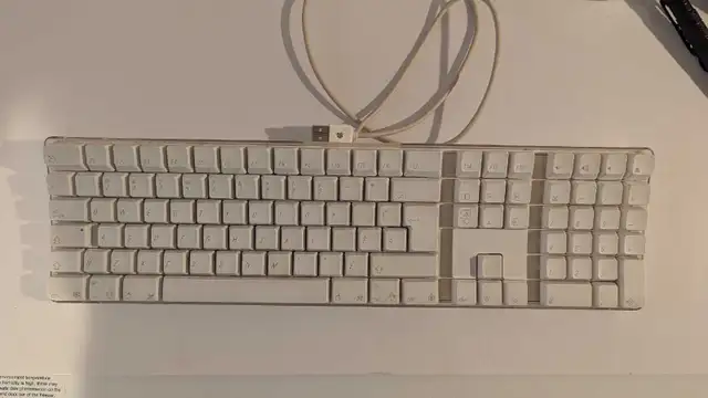 Keyboard for iMac441533495342551040