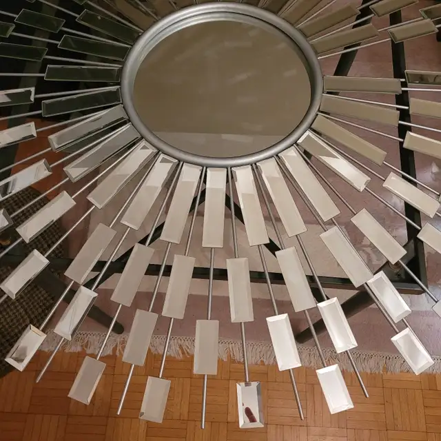 Sunburst/Starburst decor. Large. Metal in Home Décor & Accents in Ottawa - Image 6