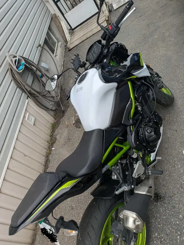 2021 Kawasaki Z900 ABS in Sport Touring in Timmins - Image 5