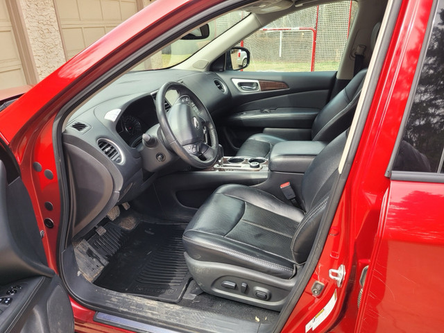 2016 Nissan Pathfinder Platinum in Cars & Trucks in Edmonton - Image 3
