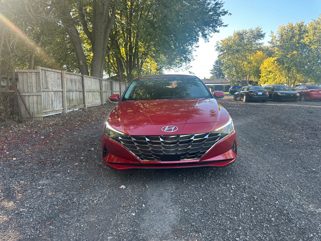 hyundai elantra  in Cars & Trucks in Hamilton