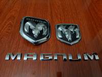 OEM Dodge magnum badges came off of 2005 rt