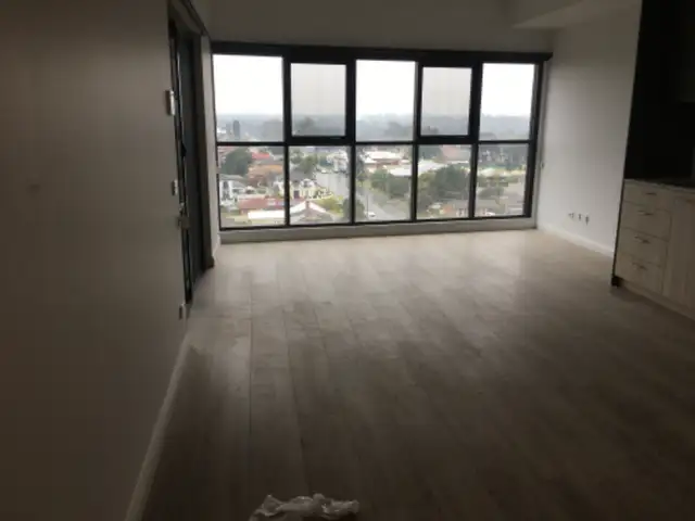Professional Flooring Installation Service62864354096641123