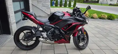 Je recherche une personne qualifiée pour procéder à l'installation d'un fender eliminator avec racco...