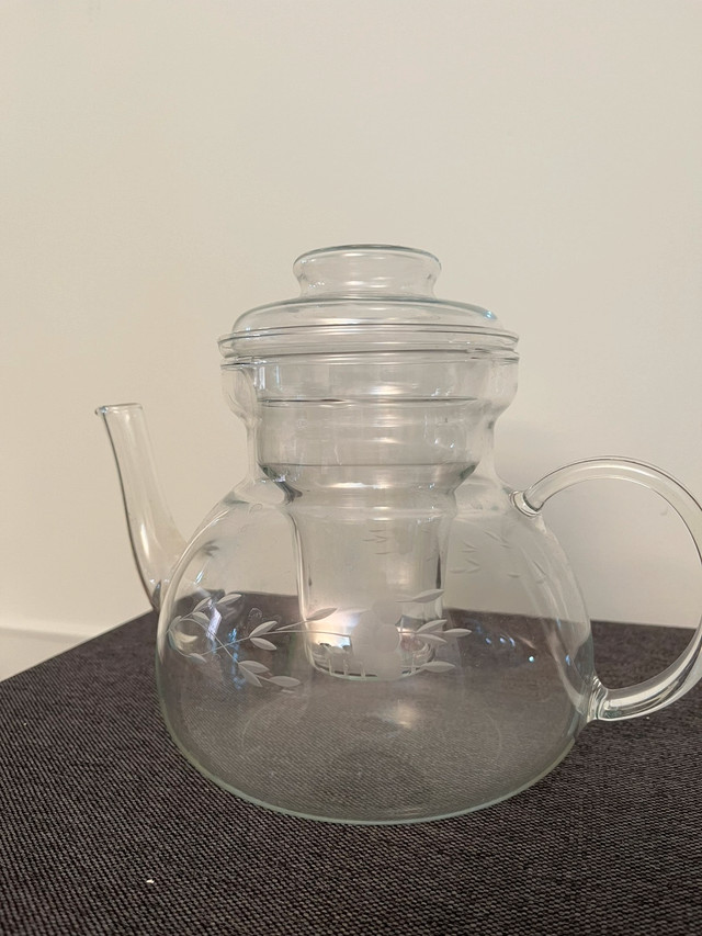 Princess House Glass Tea Pot EUC $20  in Kitchen & Dining Wares in Edmonton
