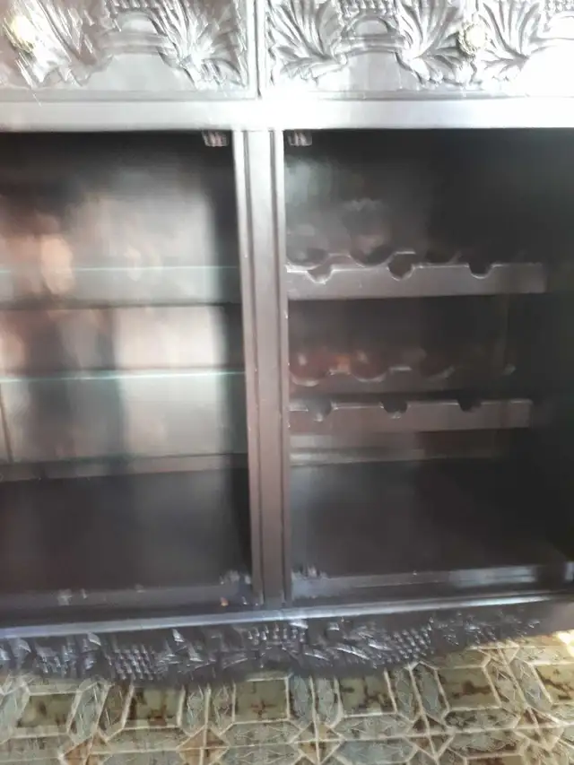 Solid Wood Wine Cabinet in Hutches & Display Cabinets in Chatham-Kent - Image 4