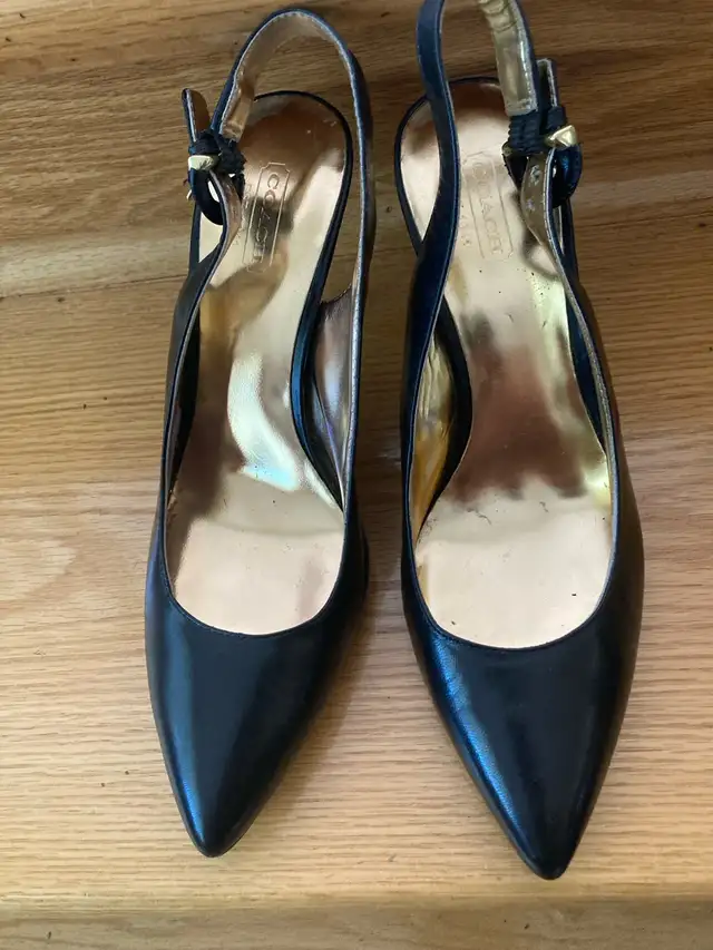 Soulier Coach, 6,5US in Women's - Shoes in City of Montréal - Image 2