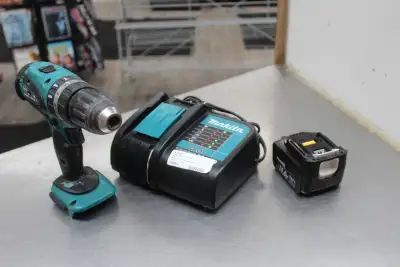 Makita 14.4v Hammer Drill, 3.0Ah Bat., Charger, View more