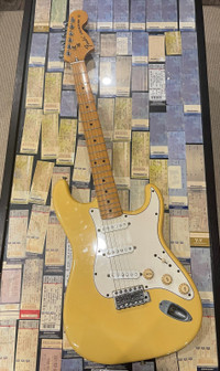 Fender Stratocaster 1972 Reissue ST72 Made in Japan