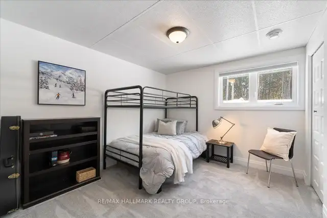 Black Metal Twin Bunk bed in Beds & Mattresses in Kingston - Image 2