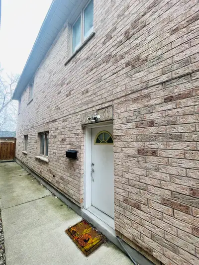 ✨ Well-Maintained Executive-Style 2-Bedroom Unit for Rent – Maple (Blackthorn Dr., L6A 3N5) Availabl...