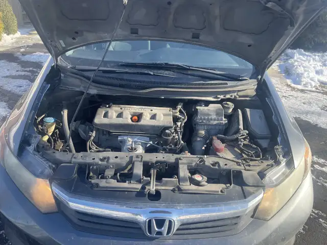 2012 Honda Civic  in Cars & Trucks in Sarnia - Image 9