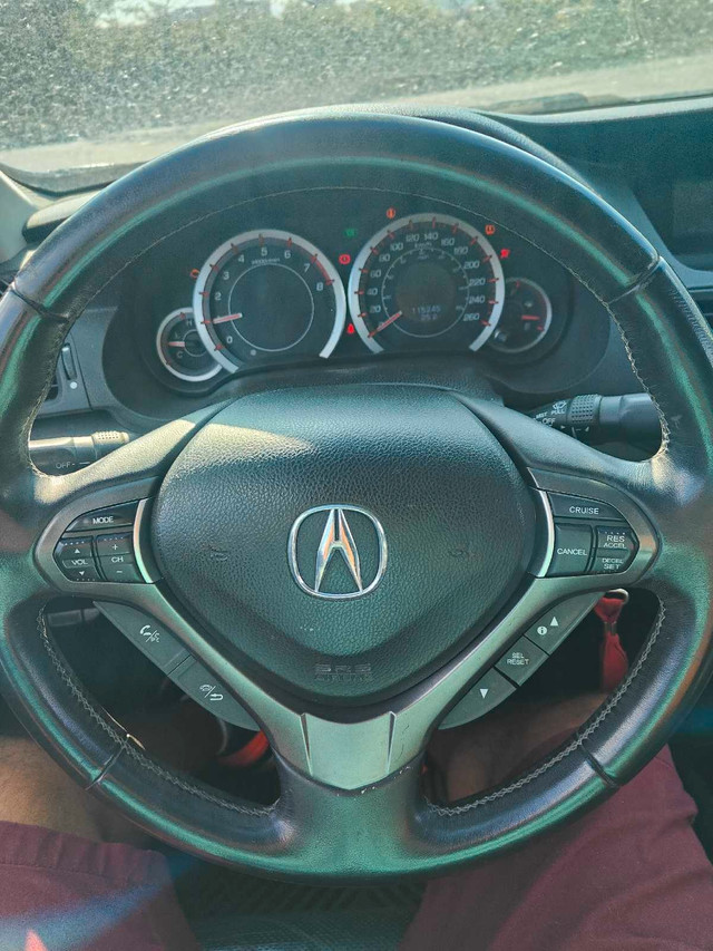 2011  Acura TSX in Cars & Trucks in Markham / York Region - Image 3