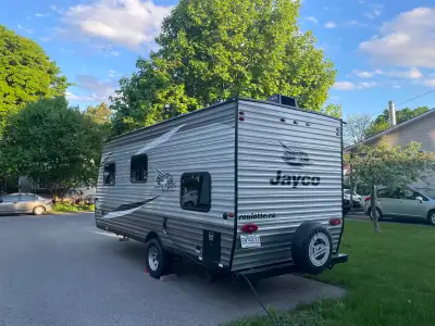 Year: 2021 Make & Model: Jayco Jay Flight SLX 174BH Condition: Private owner, well cared for, no maj...