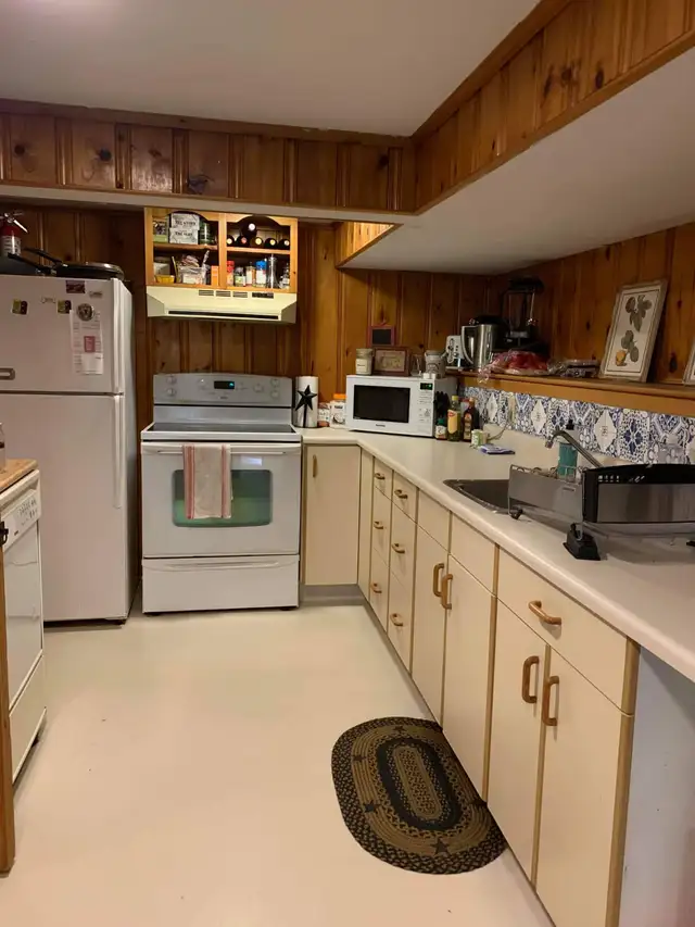 Large One bedroom appartment for rent in Long Term Rentals in Truro - Image 6